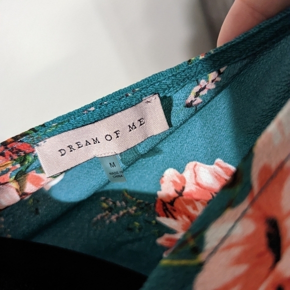 Dream Of Me Faux Wrap Floral Maxi Dress Size Medium EUC - Picture 8 of 10